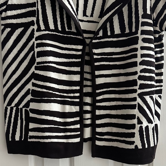 Chico's Chocolate Brown Zebra Print Open Front Cardigan Animal Print Women’s 2 - Picture 3 of 6